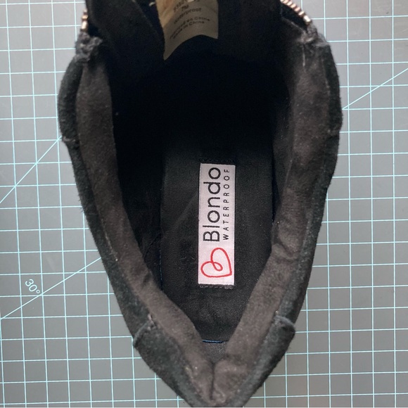 Blondo Glenda Waterproof Wedge Sneaker - Picture 4 of 9